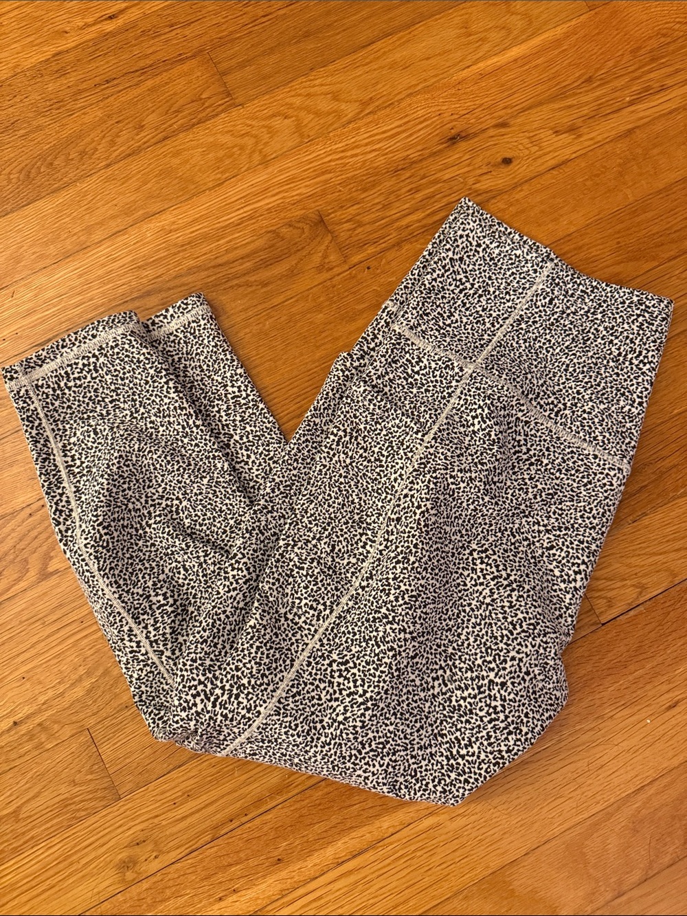 Athleta Salutation Stash Textured Tight Leggings Size Large